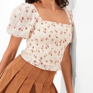 American Eagle Outfitters Floral Smocked Puff Sleeve Cotton Feminine Crop Top M